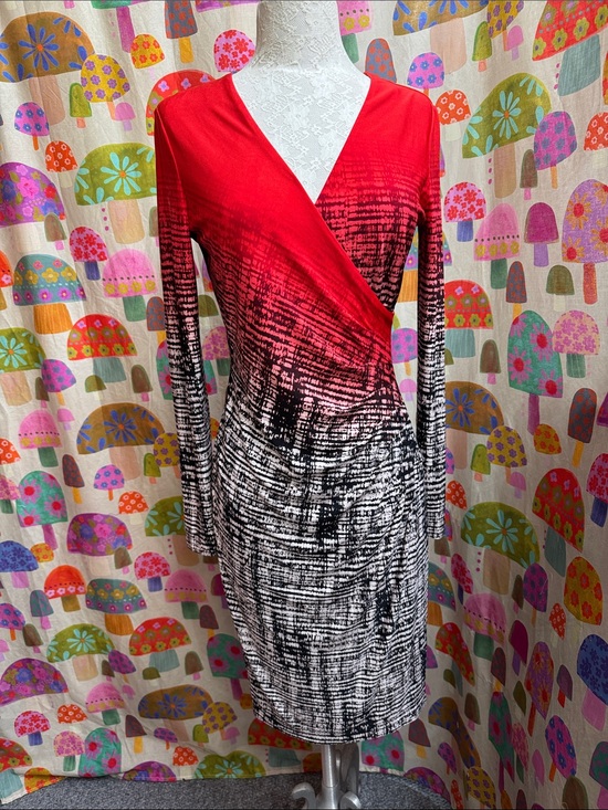 Calvin Klein Dresses & Skirts - Calvin Klein L/S Stretchy Dress. Small?